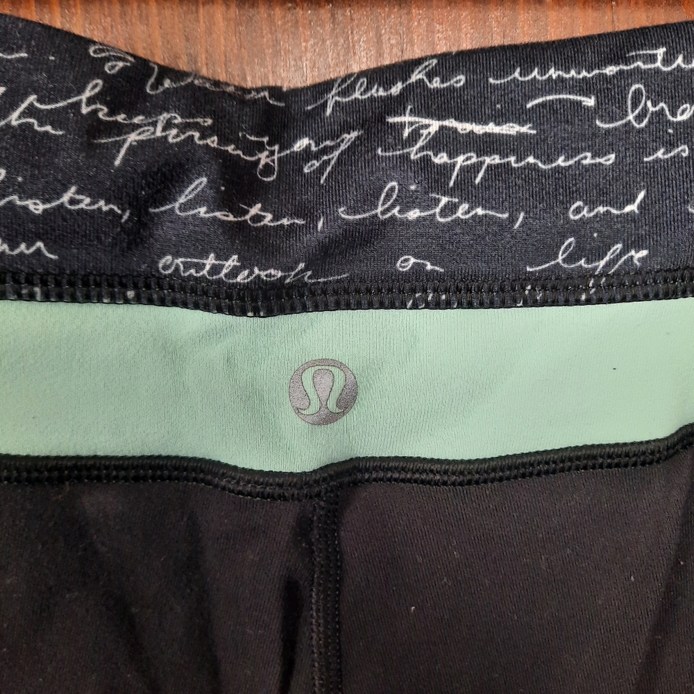 Lululemon Black Reversible Low-Rise Flared Yoga Workout Pants Leggings Size 10 - Picture 7 of 9